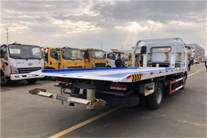 新城区汽车救援补胎